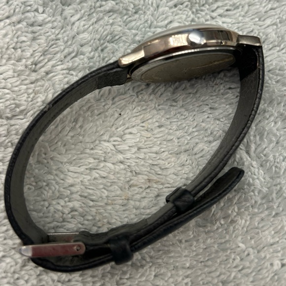 Disney Store 1990’s Cast Member Watch - Picture 9 of 12